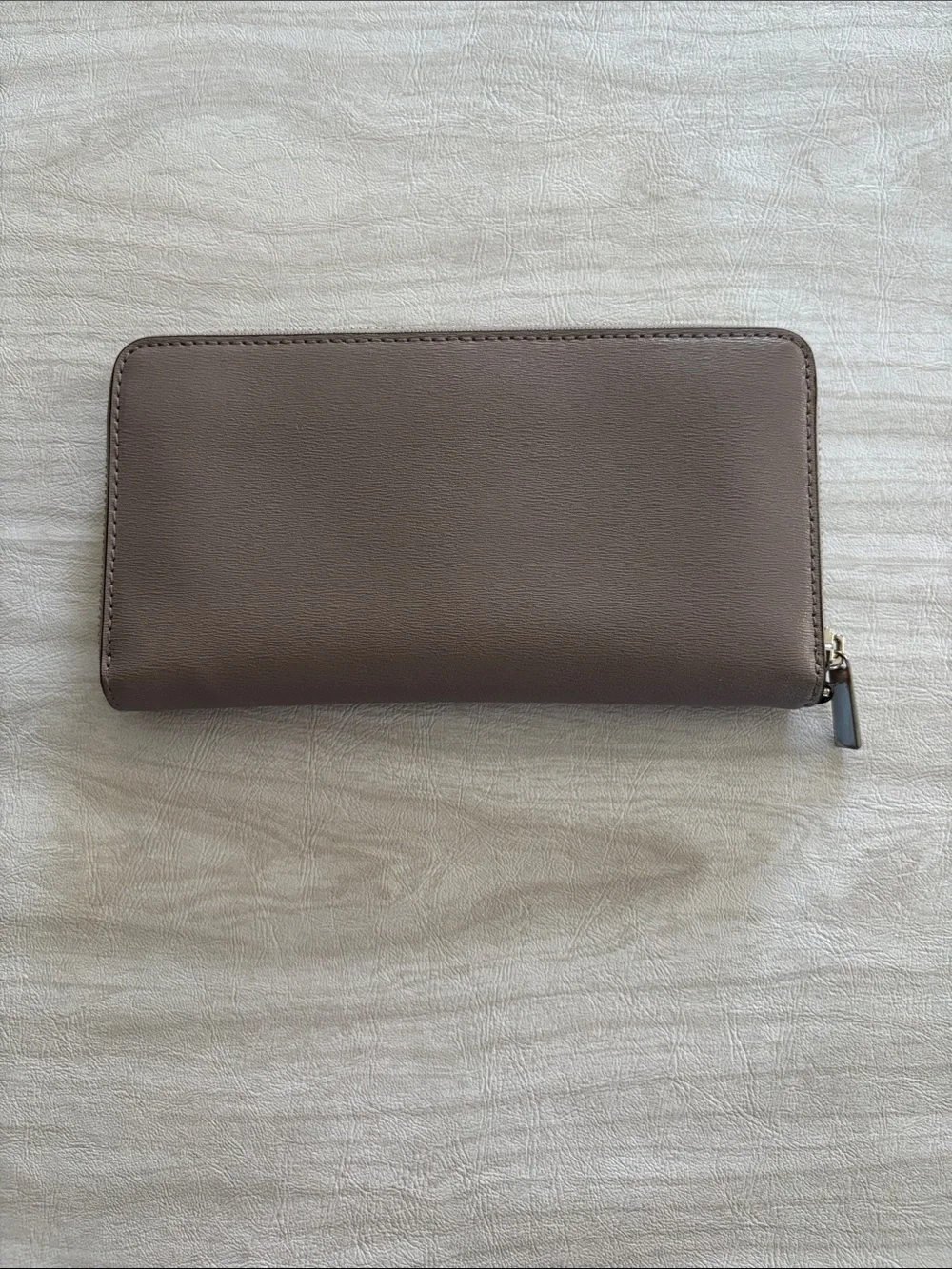 Tory Burch Robinson Leather Zip Around Continental Wallet Taupe